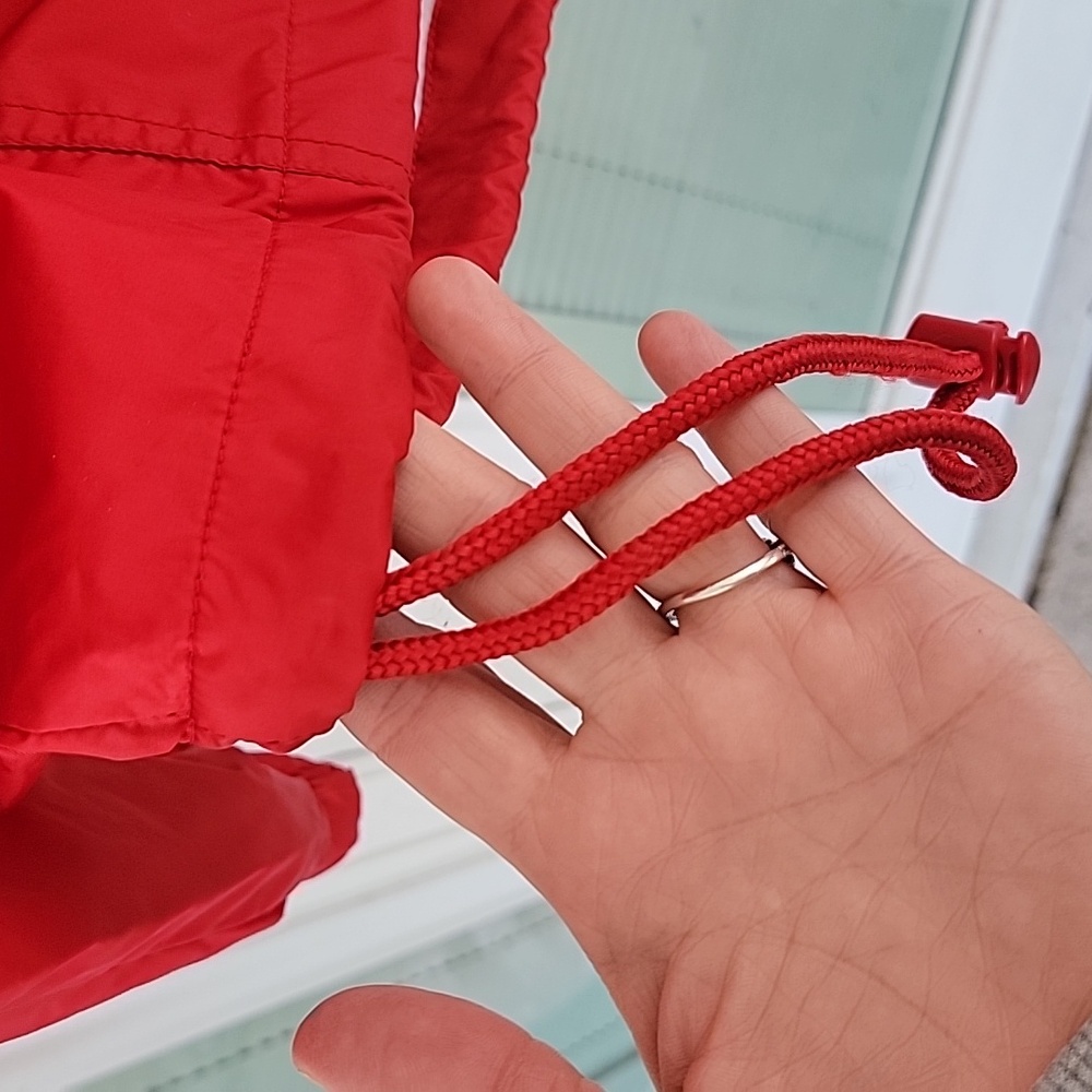 Bailey T's Red Newport Windbreaker Bungee Waist Side Zip Kangroo Pocket - Picture 4 of 12